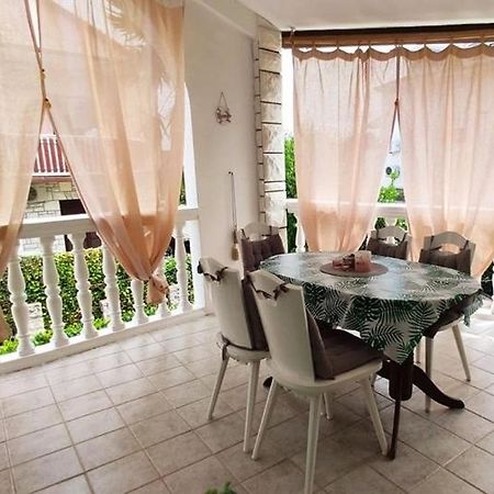 Apartment Angelina 70M From The Beach, Free Parking Novigrad  Exterior photo