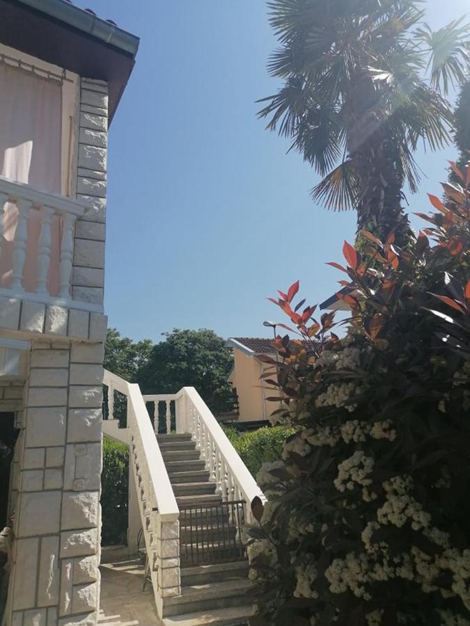 Apartment Angelina 70M From The Beach, Free Parking Novigrad  Exterior photo